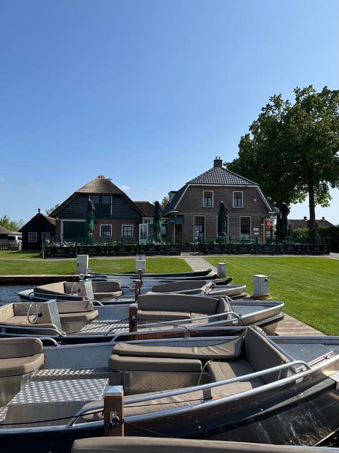 Gezellige Stacaravan Met Groot, Zonnig Terras! Belt-Schutsloot Luaran gambar